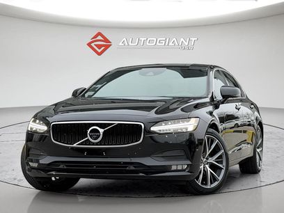 Used 2018 Volvo S90 T5 Momentum