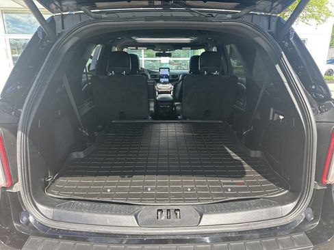 Used 2020 Ford Explorer ST w/ Premium Technology Package AWD/4WD image 32