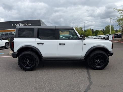 Used 2024 Ford Bronco Wildtrak AWD/4WD image 8