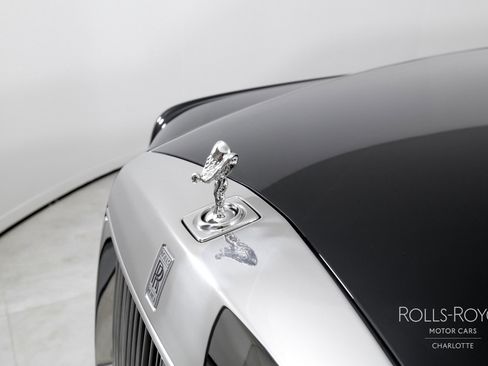 Certified 2025 Rolls-Royce Phantom Sedan image 43