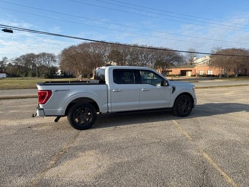 Used 2021 Ford F150 XLT w/ Equipment Group 302A High image 13