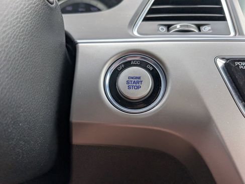 Used 2015 Hyundai Sonata Limited w/ Option Group 06 FWD image 18