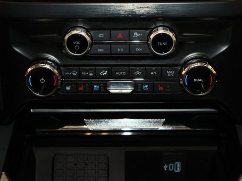 New 2025 Ford F350 Lariat w/ Lariat Ultimate Package image 25