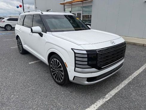 Used 2026 Hyundai Palisade Calligraphy AWD/4WD image 2