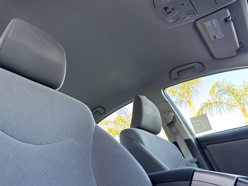 Used 2012 Toyota Prius Three FWD image 20