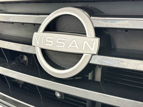 Used 2024 Nissan Pathfinder SL w/ SL Premium Package image 37