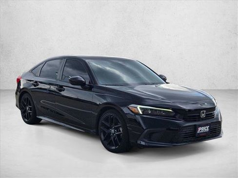 Used 2024 Honda Civic Sport image 3