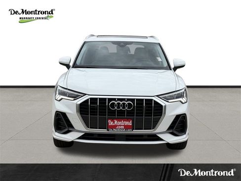 Used 2023 Audi Q3 2.0T Premium w/ Convenience Package image 2