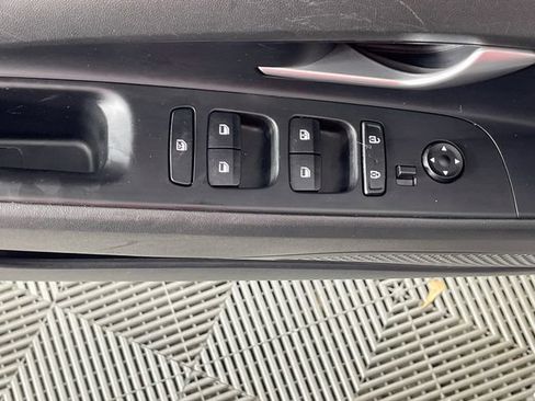 Used 2023 Hyundai Elantra Limited FWD image 19