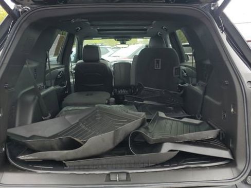Used 2023 Chevrolet Traverse High Country w/ LPO, Floor Liner Package AWD/4WD image 29