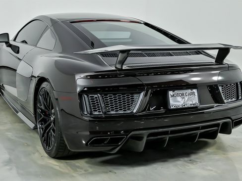 Used 2017 Audi R8 V10 plus image 10