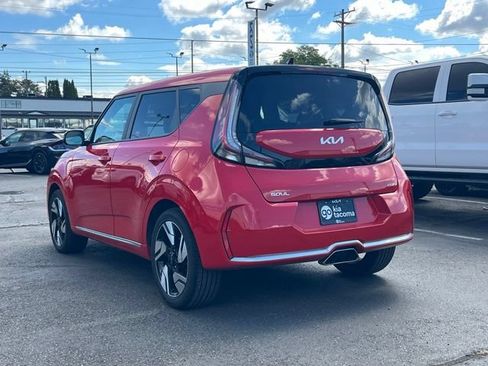 Certified 2025 Kia Soul GT-Line w/ GT-Line Technology Package FWD image 9