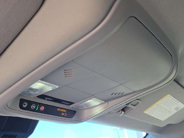 Used 2023 Chevrolet Equinox LS w/ LS Convenience Package FWD image 31