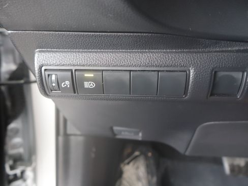 Used 2023 Toyota Corolla LE image 17