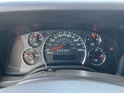 New 2025 GMC Savana 2500 Extended w/ Driver Convenience Package image 11