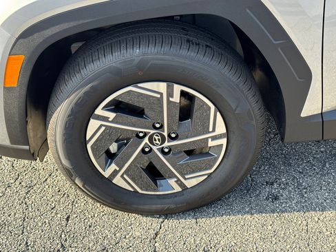 New 2026 Hyundai Tucson Blue SE AWD/4WD image 11