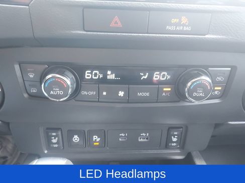 Used 2022 Nissan Frontier SV w/ SV Premium Package AWD/4WD image 17