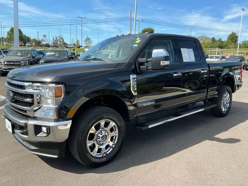 Used 2021 Ford F250 Lariat w/ Lariat Ultimate Package AWD/4WD image 3