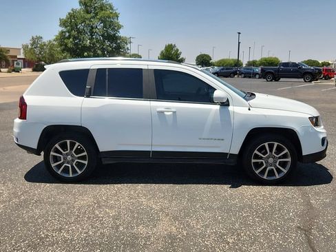 Used 2016 Jeep Compass High Altitude AWD/4WD image 5