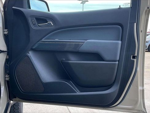 Used 2022 Chevrolet Colorado Z71 image 24