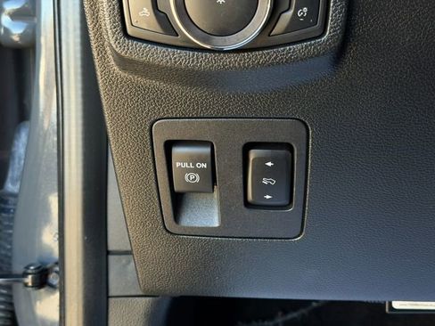 Used 2019 Ford F150 Lariat w/ Equipment Group 502A Luxury image 41