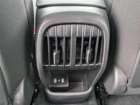 Used 2025 Hyundai Kona SEL image 18