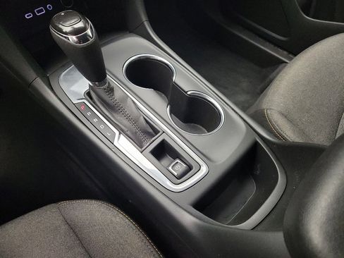 Used 2021 Chevrolet Equinox LT FWD image 26