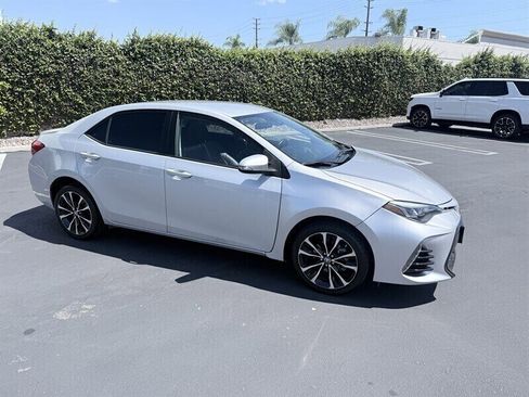 Used 2019 Toyota Corolla SE w/ Carpet Mat Package (TMS) image 4