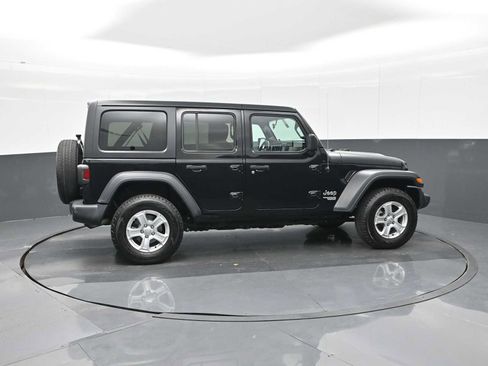 Used 2020 Jeep Wrangler Unlimited Sport S image 9