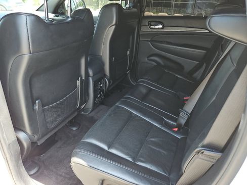 Used 2019 Jeep Grand Cherokee High Altitude AWD/4WD image 11