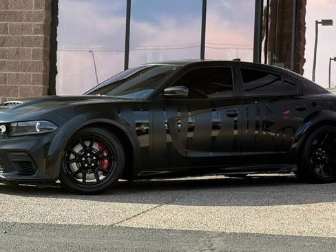 Used 2022 Dodge Charger SRT Hellcat RWD image 3