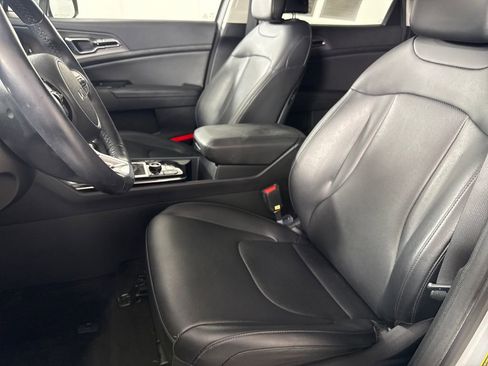 Used 2023 Kia Sportage SX FWD image 11