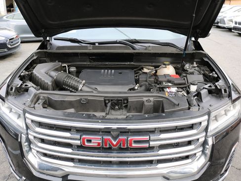 Used 2023 GMC Acadia SLT image 50