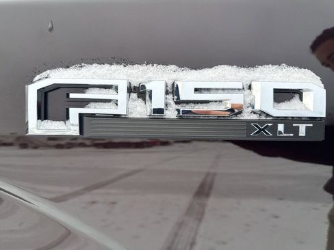 Used 2018 Ford F150 XLT w/ Equipment Group 302A Luxury image 26