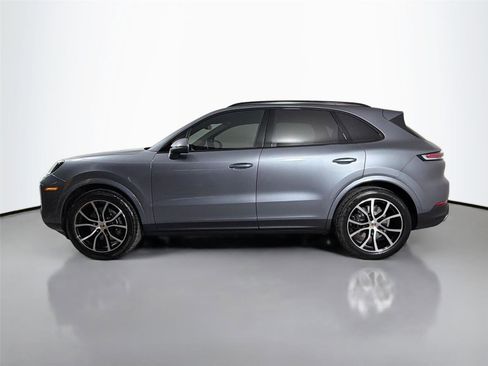 Used 2026 Porsche Cayenne Coupe AWD/4WD image 2