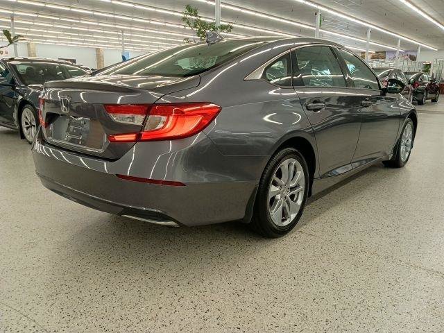 Used 2018 Honda Accord LX image 6