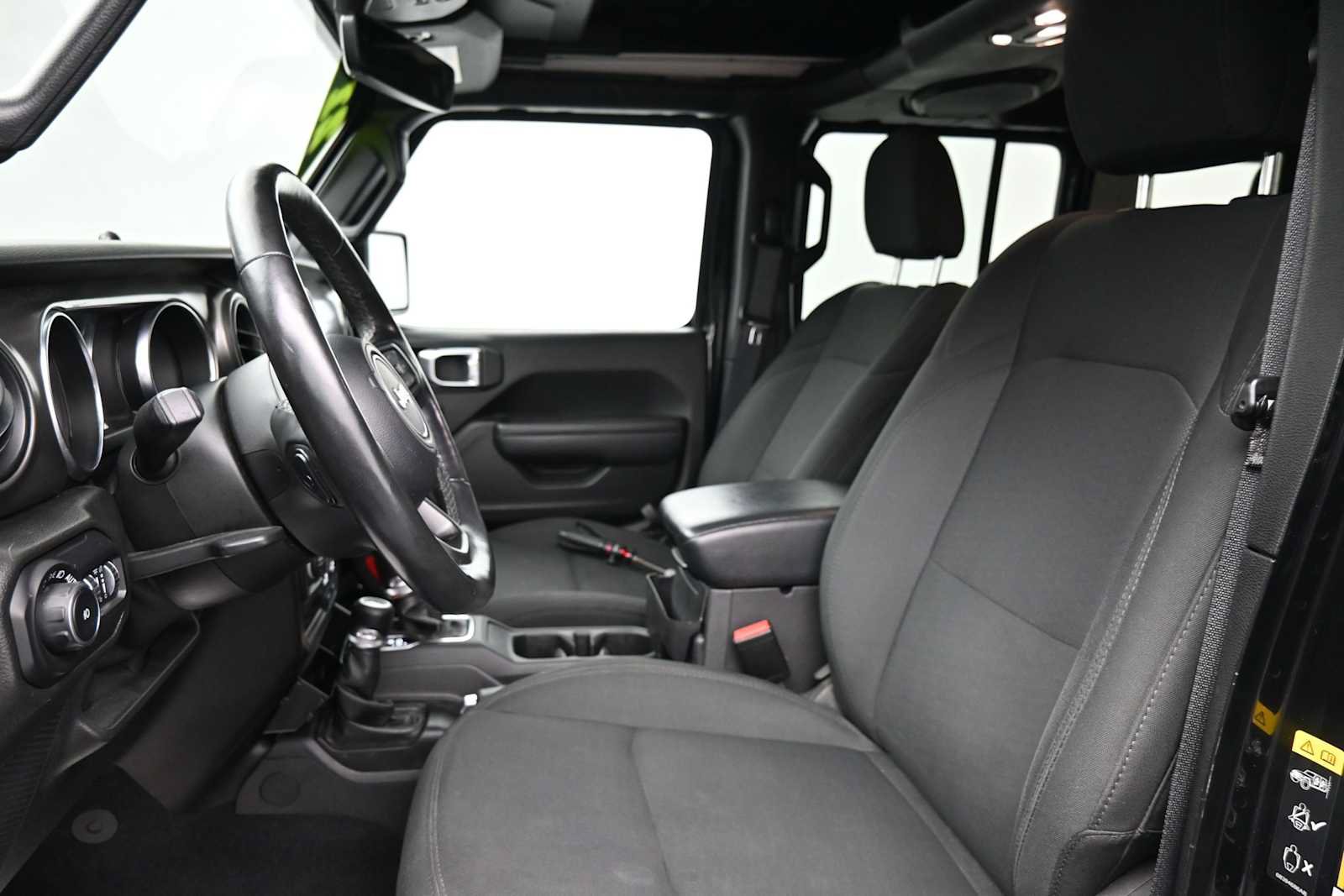 Used 2021 Jeep Wrangler Unlimited Sport AWD/4WD image 12