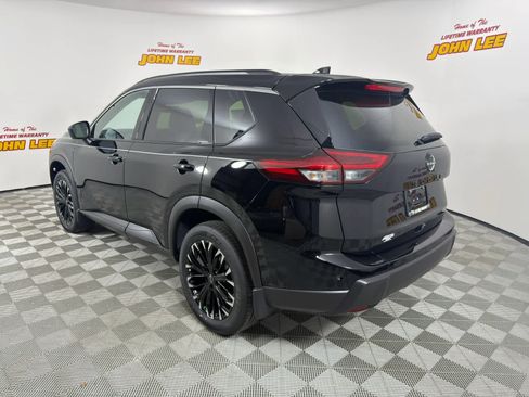 New 2026 Nissan Rogue Dark Armor FWD image 3