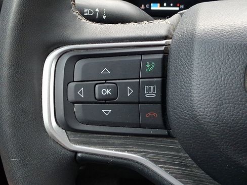 Used 2024 Jeep Wagoneer L Series II w/ Flexible Seating Group AWD/4WD image 22