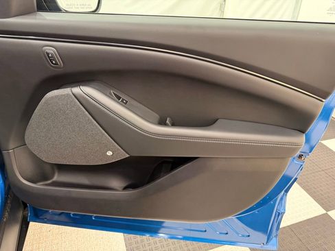 New 2025 Ford Mustang Mach-E Premium image 19