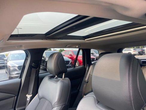 Certified 2025 MAZDA CX-50 AWD 2.5 S w/ Premium Package image 17