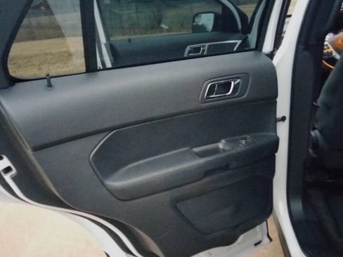 Used 2015 Ford Explorer 4WD Police Interceptor image 11