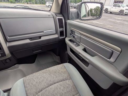 Used 2019 RAM 1500 Big Horn RWD image 17