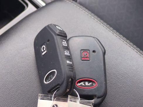 Used 2022 Kia Sorento SX AWD/4WD image 38