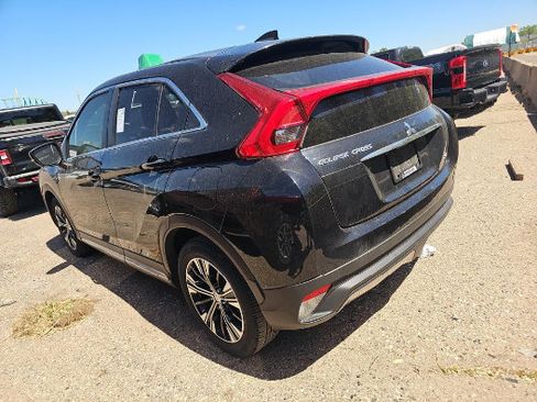 Used 2020 Mitsubishi Eclipse Cross SE FWD image 2