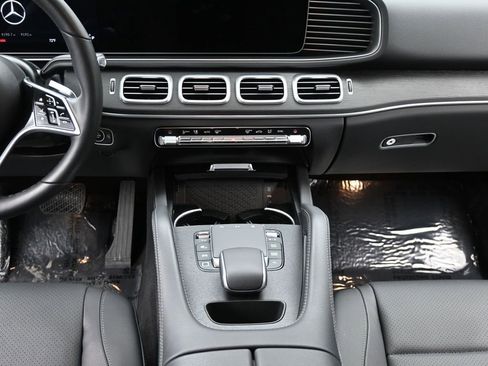 Used 2025 Mercedes-Benz GLE 450 4MATIC image 14