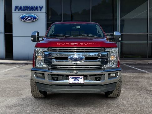 Used 2017 Ford F250 Lariat w/ Chrome Package image 3