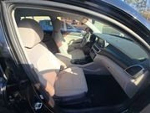 Used 2021 Hyundai Tucson Value w/ Cargo Package image 14