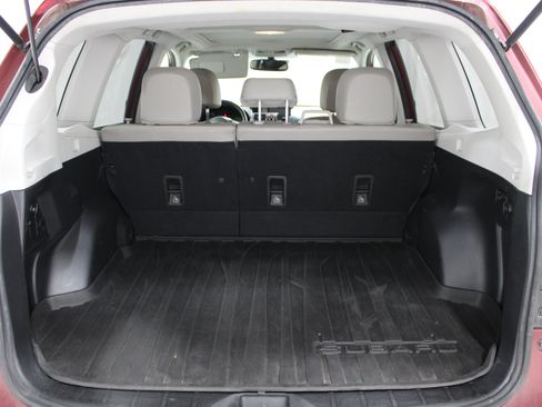 Used 2014 Subaru Forester 2.5i Limited AWD/4WD image 20