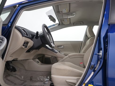 Used 2011 Toyota Prius Two image 19